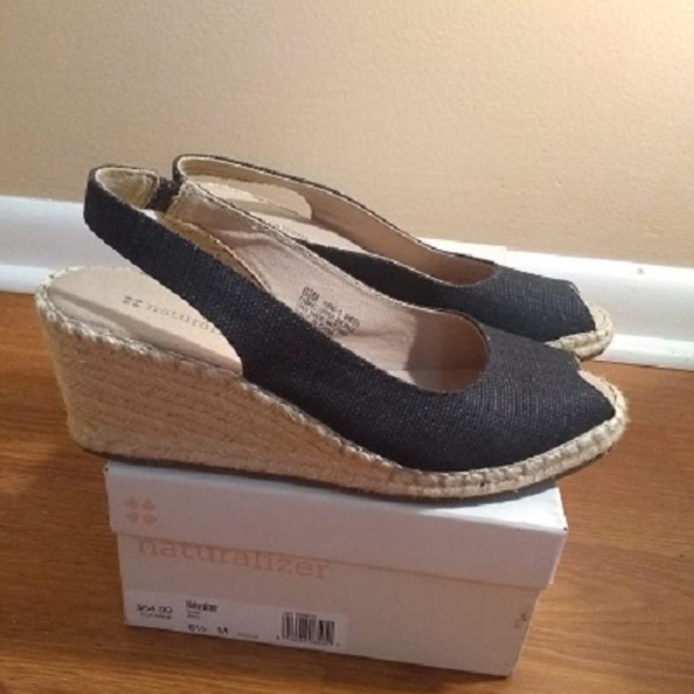 Naturalizer Black Espadrilles